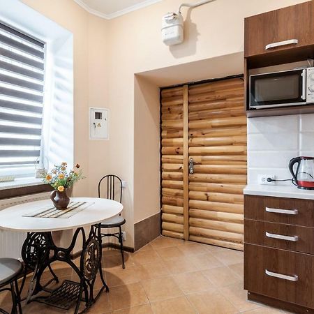 Comfortable Apartment On Franko Lwów Zewnętrze zdjęcie